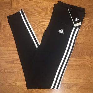 *Brand new with tags* Adidas leggings size Medium
